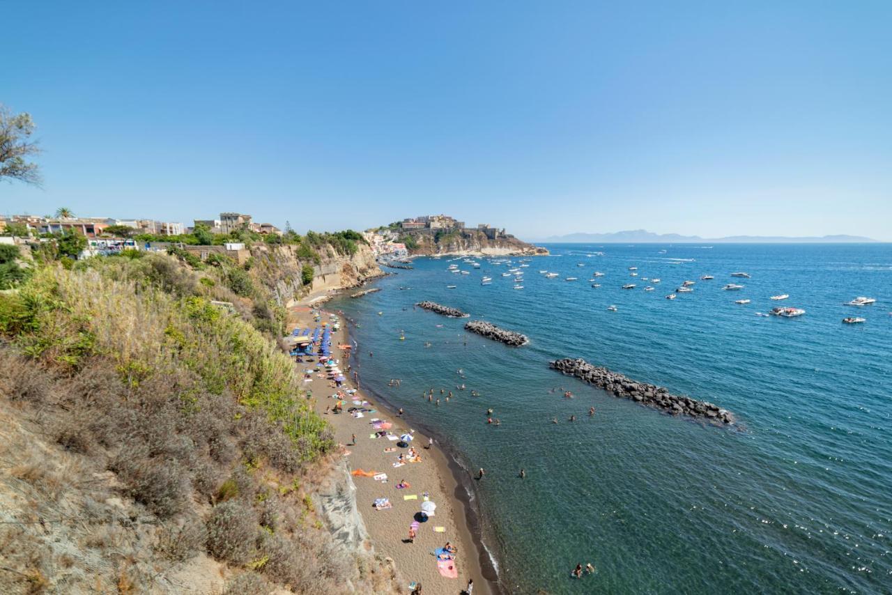 Il Ninfeo in Villa Eldorado Procida Exterior foto